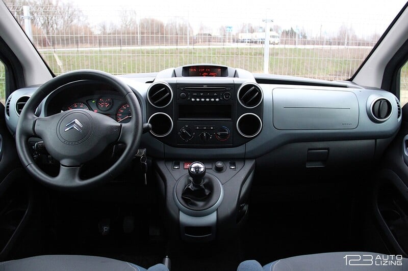 Photo 15 - Citroen Berlingo 2008 y Van