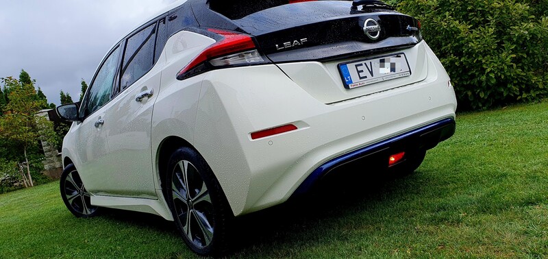 Фотография 24 - Nissan Leaf 2022 г Хэтчбек