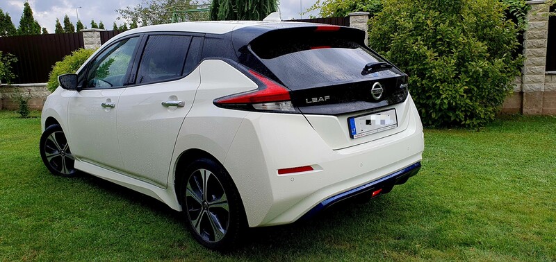 Фотография 22 - Nissan Leaf 2022 г Хэтчбек