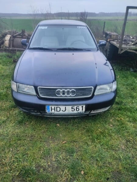 Nuotrauka 1 - Audi A4 1997 m Universalas