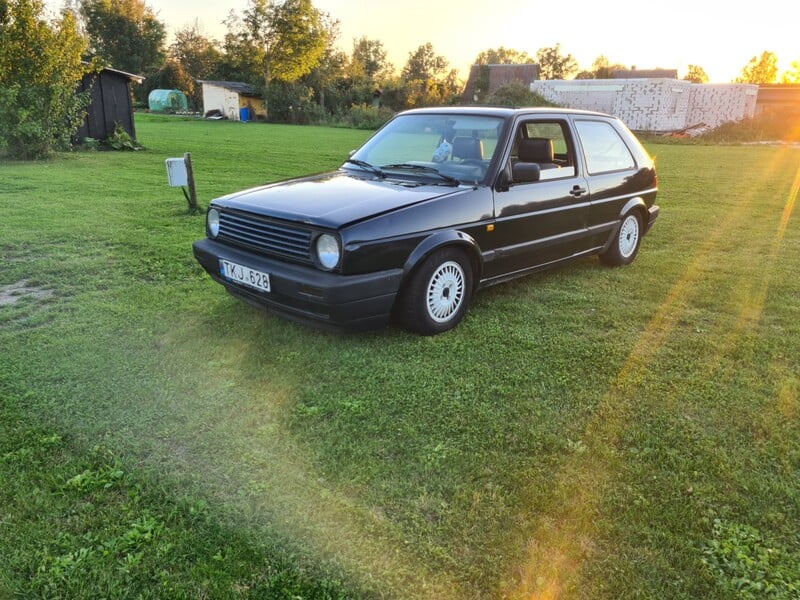 Фотография 3 - Volkswagen Golf 1991 г Хэтчбек