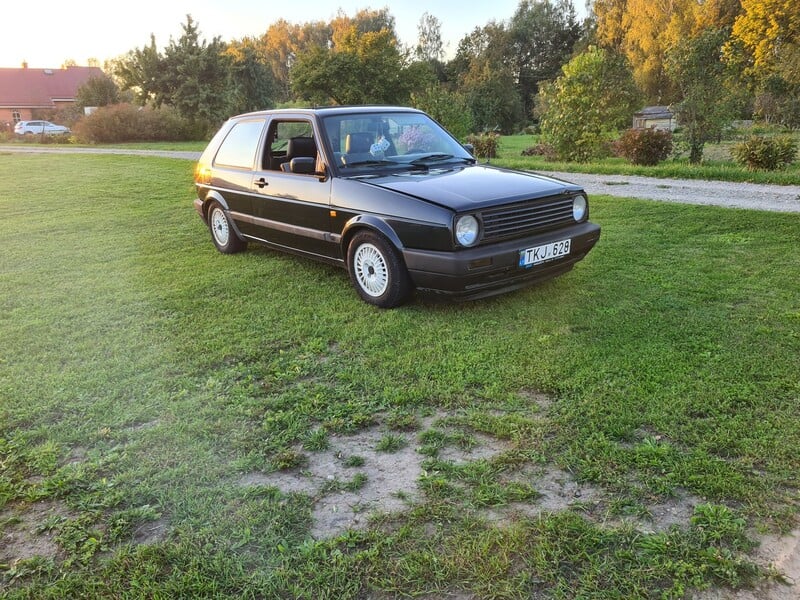 Фотография 6 - Volkswagen Golf 1991 г Хэтчбек