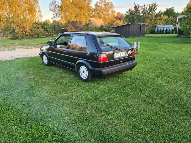 Фотография 4 - Volkswagen Golf 1991 г Хэтчбек