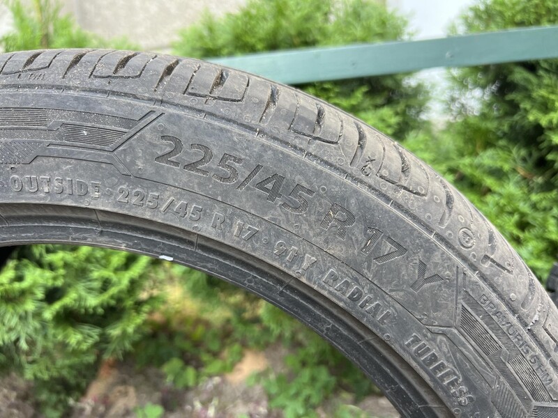 Photo 10 - Barum Bravuris R17 summer tyres passanger car