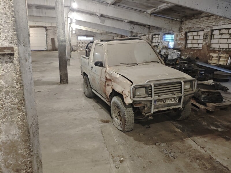 Photo 1 - Daihatsu Feroza 1992 y Off-road / Crossover