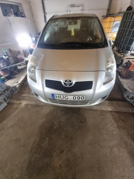 Nuotrauka 1 - Toyota Yaris 2008 m Hečbekas