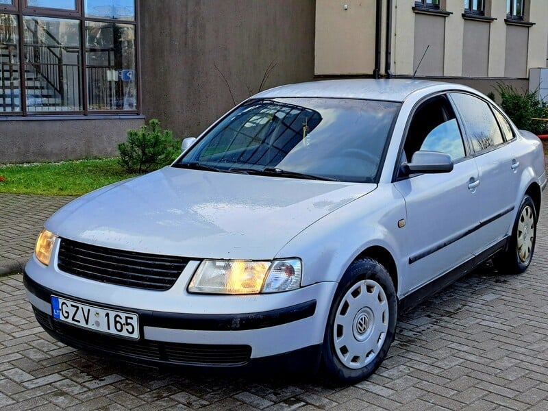 Фотография 1 - Volkswagen Passat 1998 г Седан