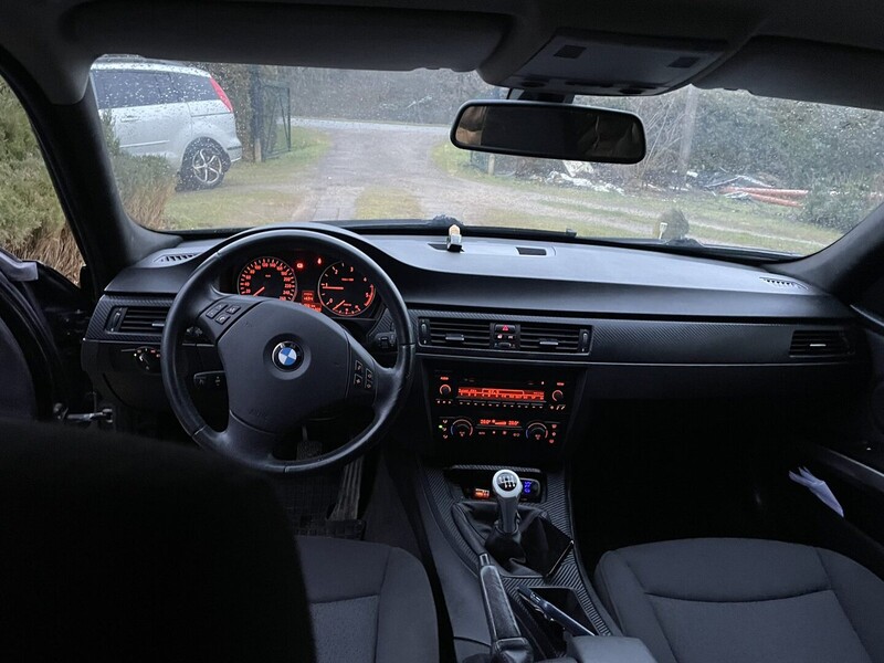 Nuotrauka 10 - Bmw 320 2005 m Universalas