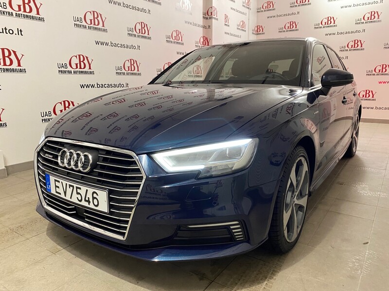 Photo 3 - Audi A3 E-TRON 2018 y rent