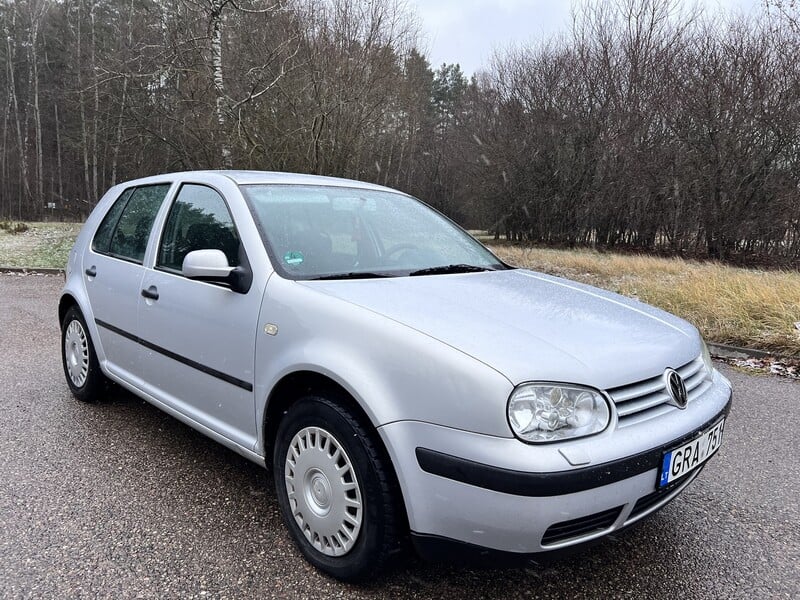 Nuotrauka 1 - Volkswagen Golf 1999 m Hečbekas