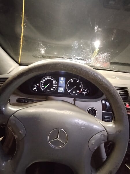 Nuotrauka 16 - Mercedes-Benz 220 Cdi 2005 m