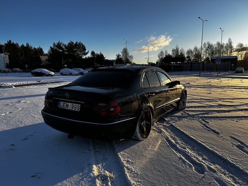 Фотография 4 - Mercedes-Benz E 400 CDI 2003 г