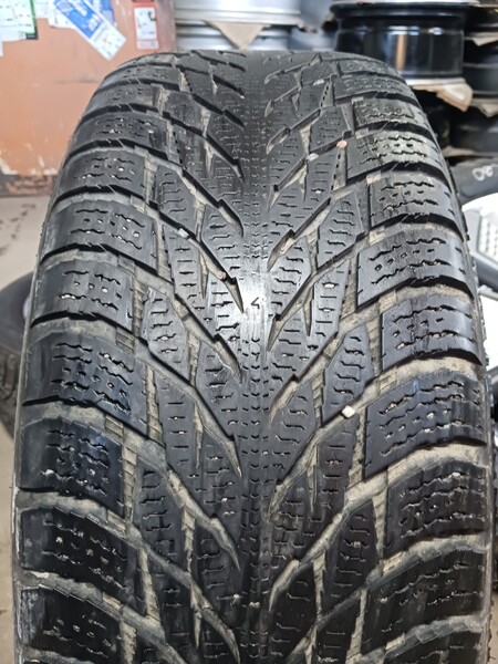 Photo 9 - Hyundai light alloy R17 rims