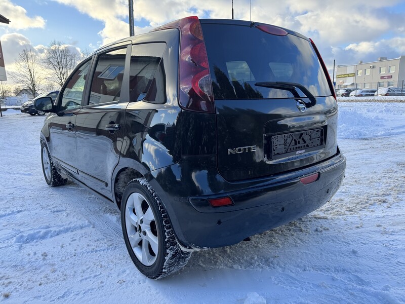 Photo 7 - Nissan Note 2010 y Hatchback