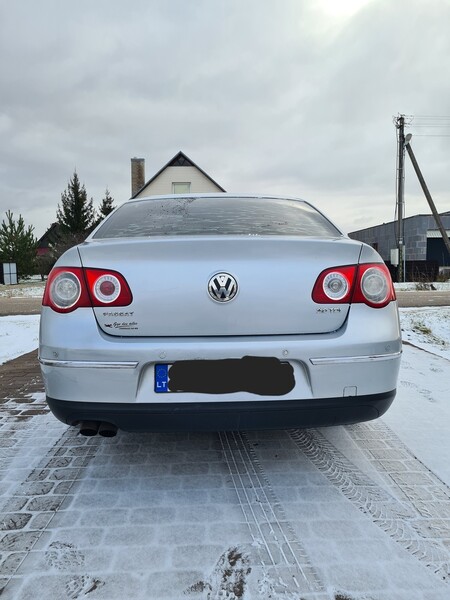 Photo 6 - Volkswagen Passat 2006 y Sedan