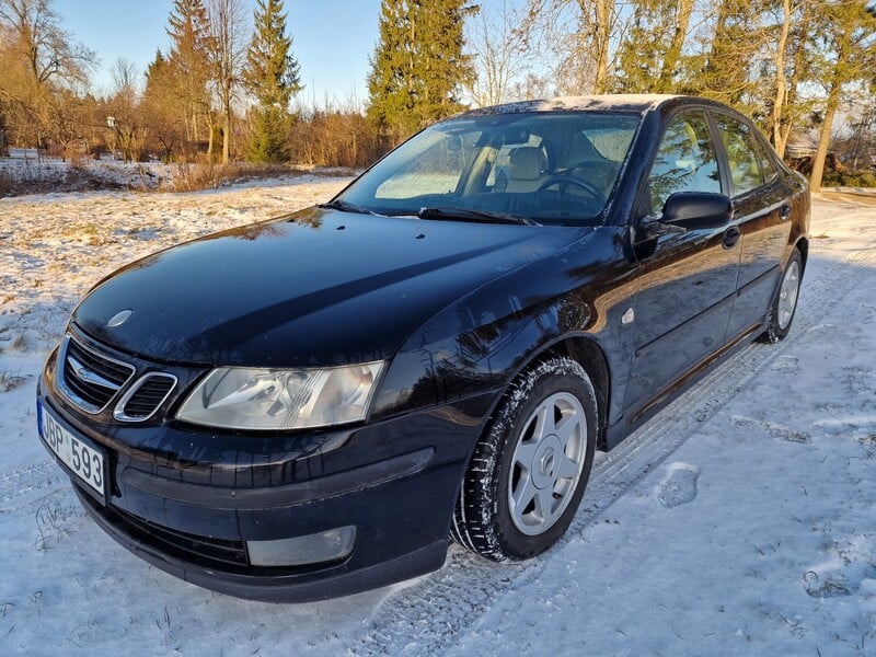 Photo 2 - Saab 9-3 2004 y Sedan