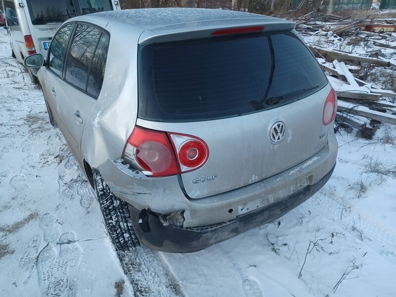 Photo 5 - Volkswagen Golf 2006 y parts