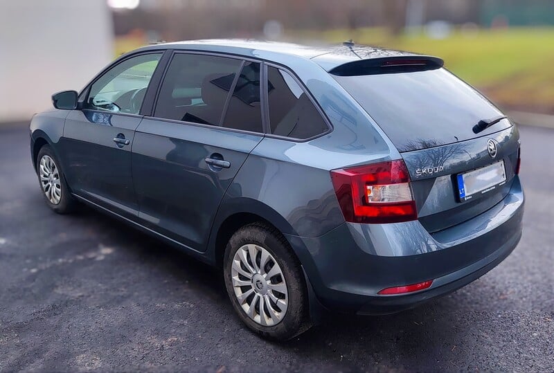 Photo 3 - Skoda RAPID 2018 y Hatchback