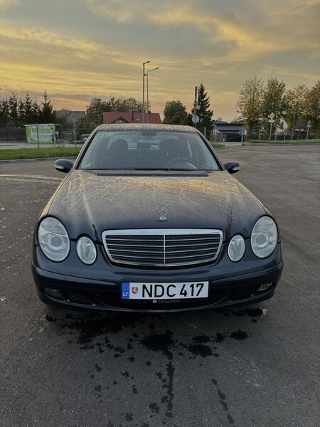 Photo 3 - Mercedes-Benz E 220 2004 y Sedan