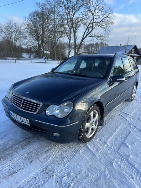 Nuotrauka 1 - Mercedes-Benz C 220 2005 m Universalas