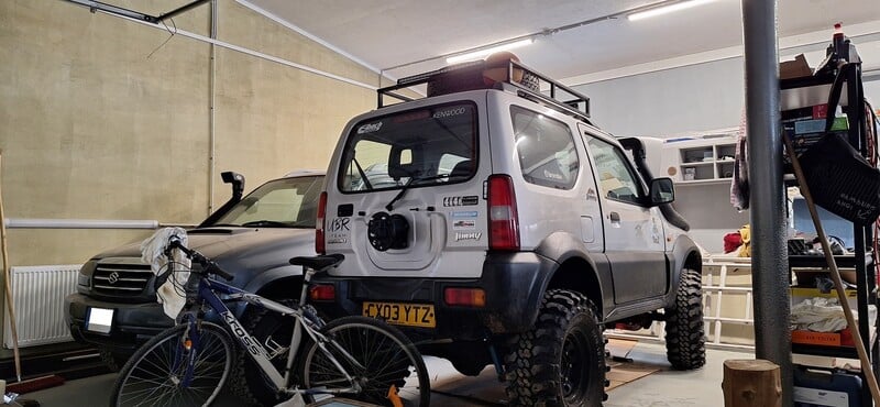 Photo 3 - Suzuki Jimny 2004 y Off-road / Crossover