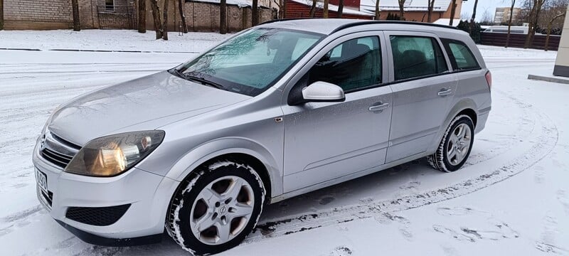 Фотография 9 - Opel Astra 2008 г Универсал