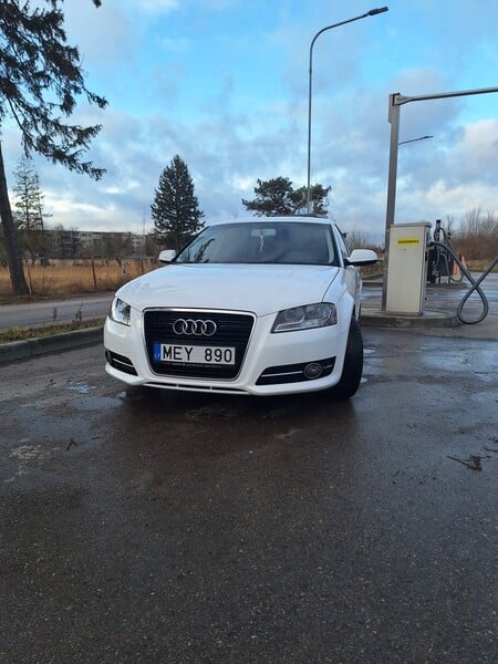 Photo 2 - Audi A3 2010 y Hatchback