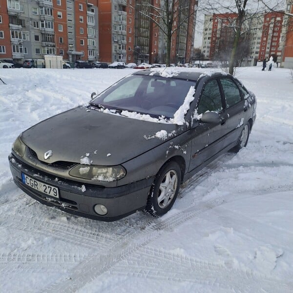 Photo 1 - Renault Laguna 1999 y Sedan