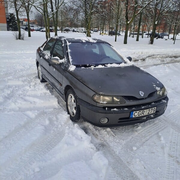 Photo 2 - Renault Laguna 1999 y Sedan