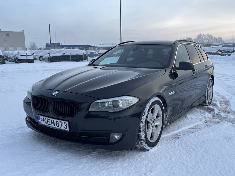 Nuotrauka 3 - Bmw 520 2011 m Universalas