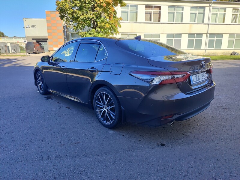 Photo 5 - Toyota Camry 2021 y Sedan