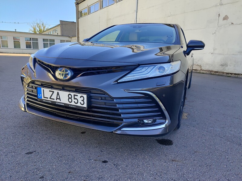 Photo 8 - Toyota Camry 2021 y Sedan