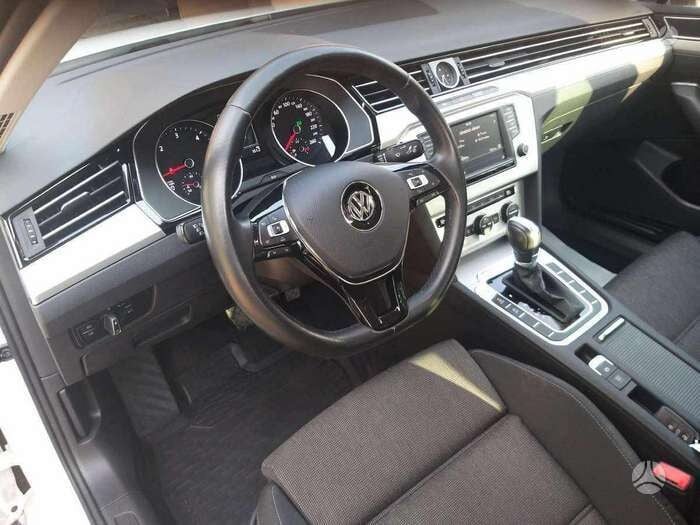 Фотография 16 - Volkswagen Passat 2017 г Седан