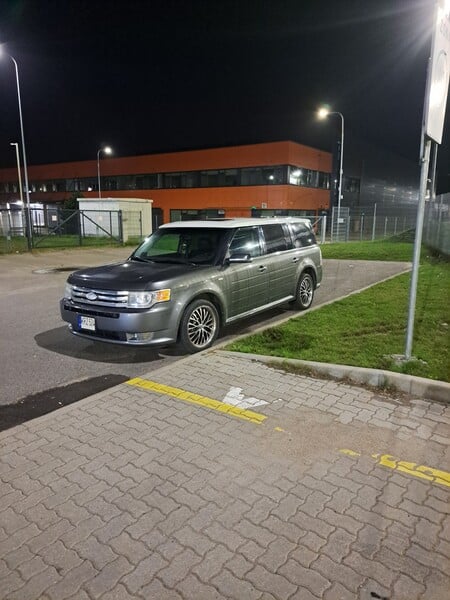 Photo 3 - Ford Flex 2010 y Off-road / Crossover