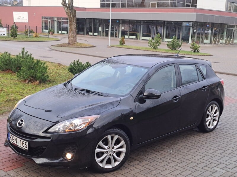 Фотография 2 - Mazda 3 2011 г Хэтчбек