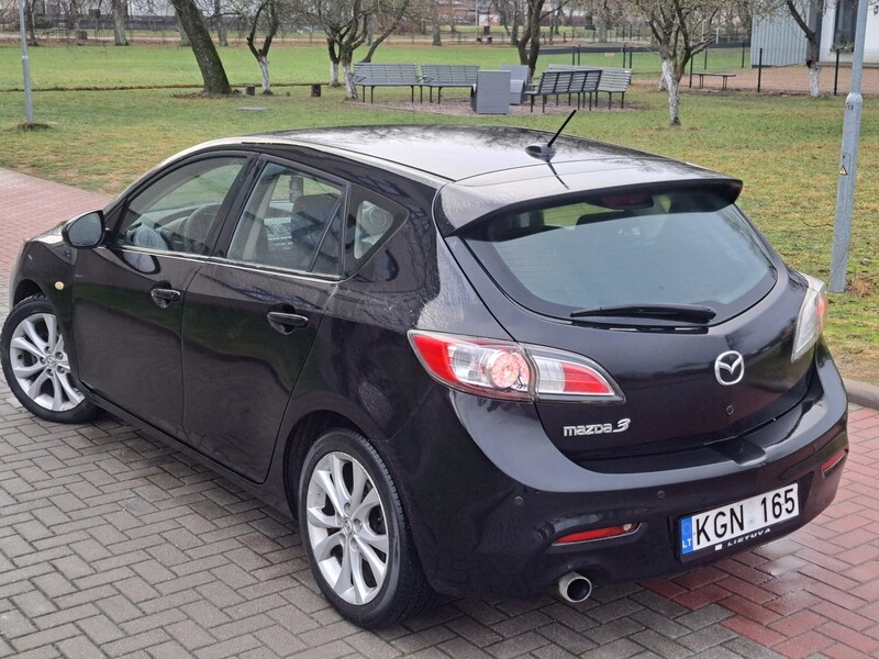 Фотография 8 - Mazda 3 2011 г Хэтчбек