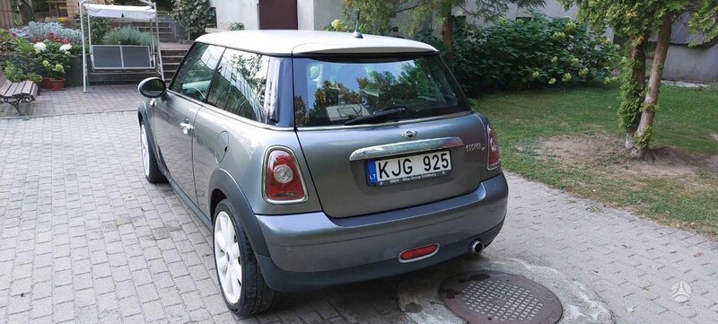 Photo 4 - Mini Cooper HDI 2010 y