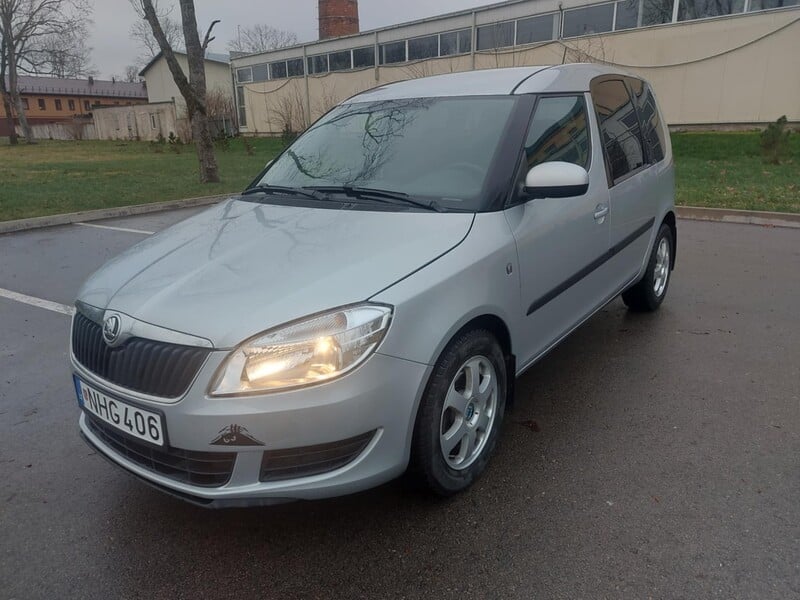 Photo 1 - Skoda Roomster 2013 y Van