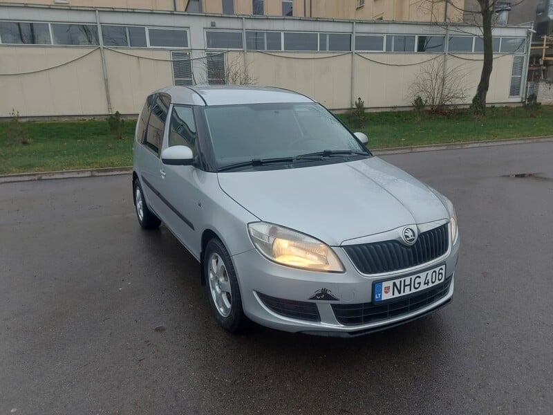 Photo 3 - Skoda Roomster 2013 y Van