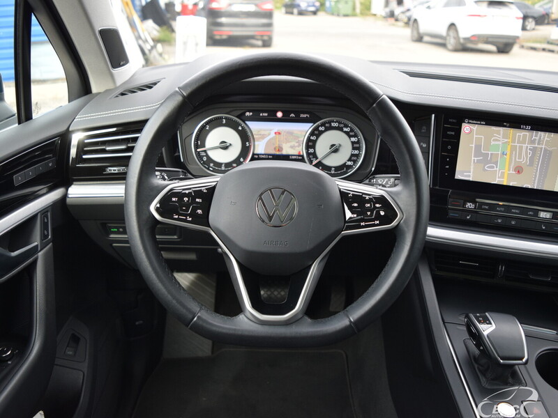 Photo 10 - Volkswagen Touareg V6 TDI A/T 2021 y