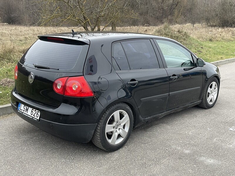 Photo 2 - Volkswagen Golf 2006 y Hatchback