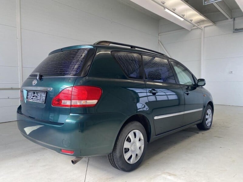 Photo 3 - Toyota Avensis Verso 2001 y Van