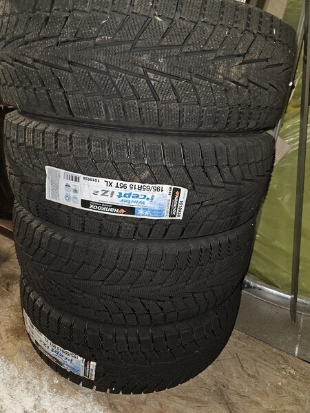 Nuotrauka 1 - Hankook I*cept IZ2, xl,w616 R15 žieminės padangos lengviesiems