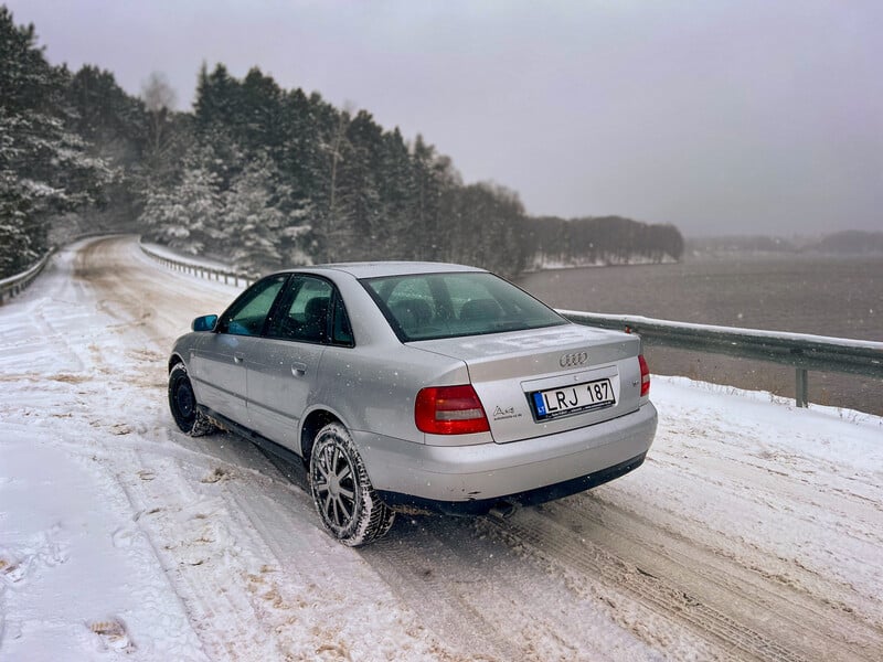 Nuotrauka 2 - Audi A4 1999 m Sedanas