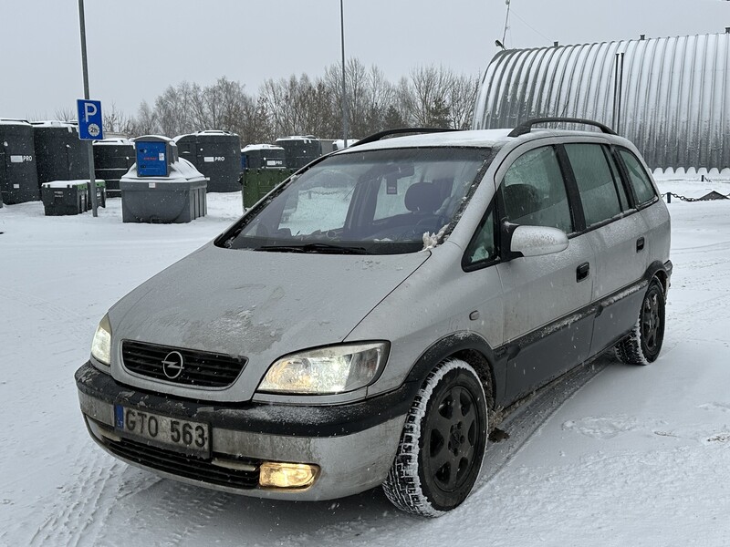 Photo 2 - Opel Zafira 2002 y Van