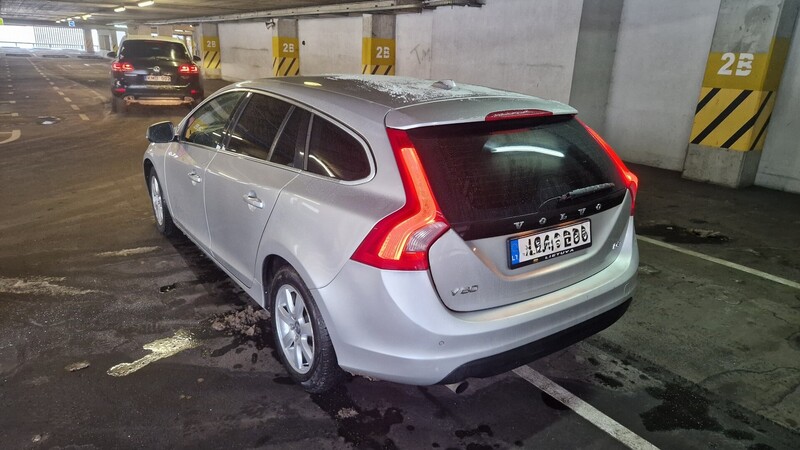 Фотография 11 - Volvo V60 2011 г Универсал