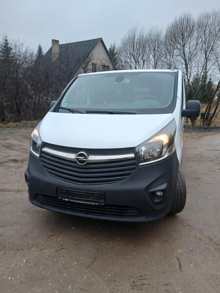 Фотография 1 - Opel Vivaro 2016 г Грузовой микроавтобус