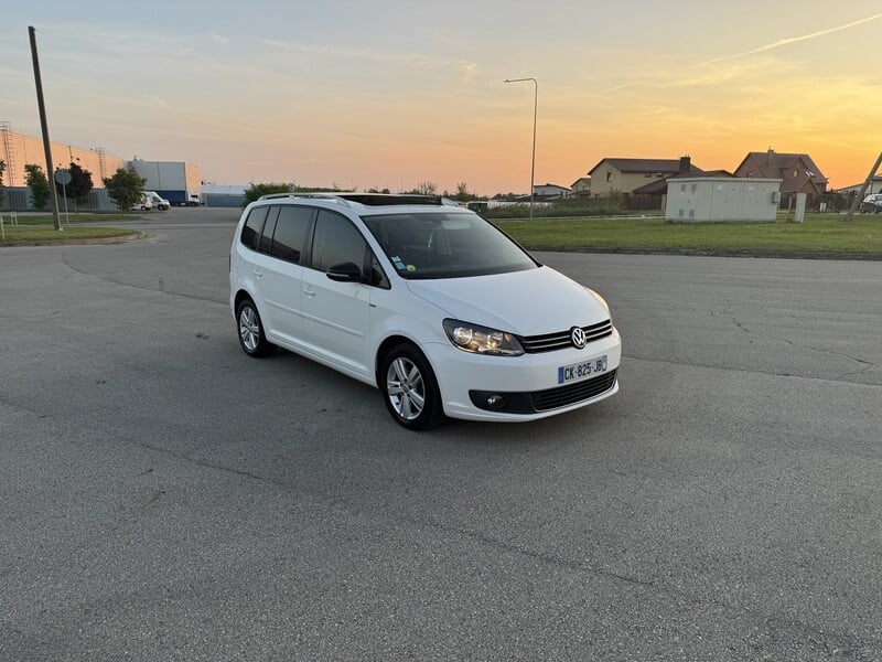 Photo 1 - Volkswagen Touran 2012 y Van