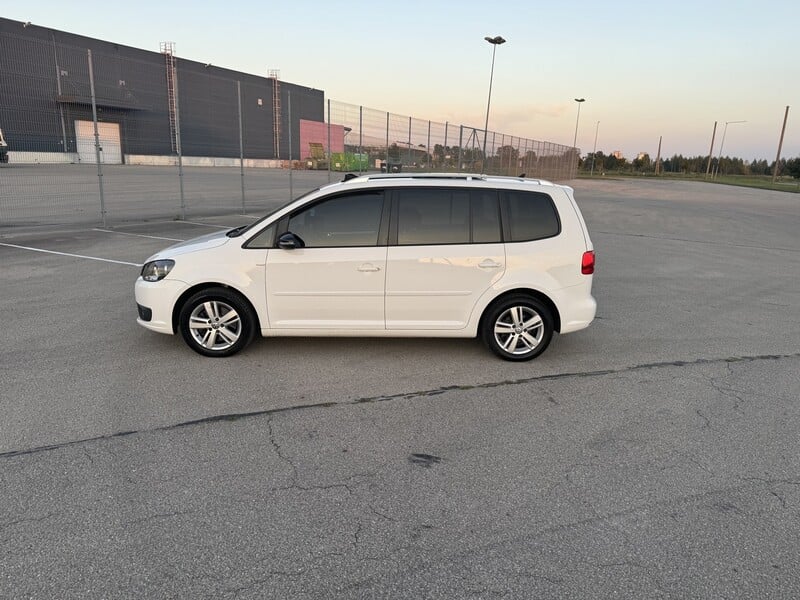 Photo 4 - Volkswagen Touran 2012 y Van