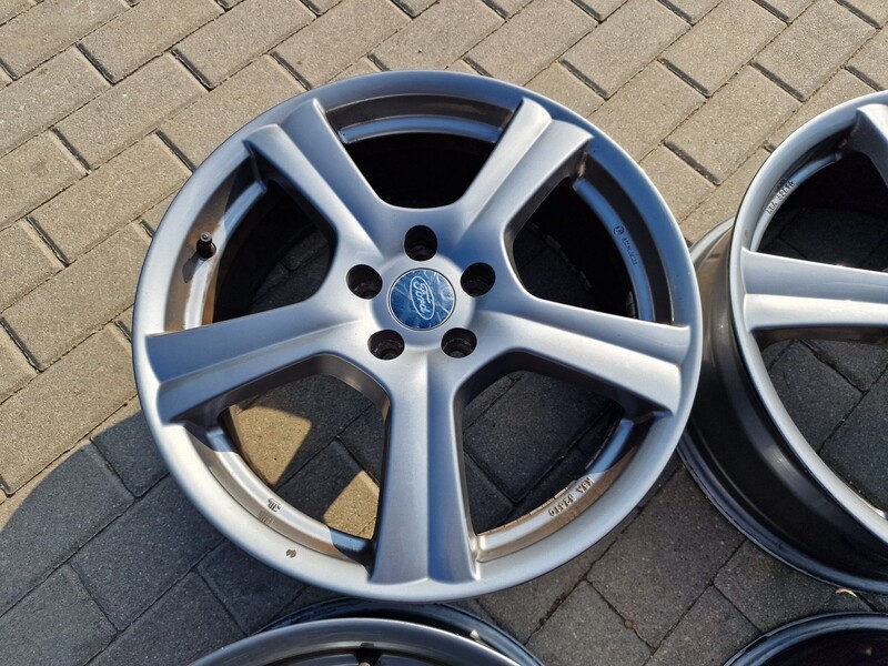 Photo 5 - Ford C-Max, Focus, Kuga, Galaxy light alloy R18 rims